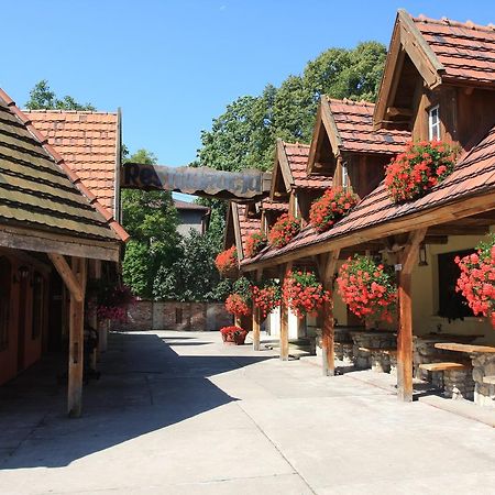Hotel Restauracja Pustelnik Wisla Mala Екстериор снимка
