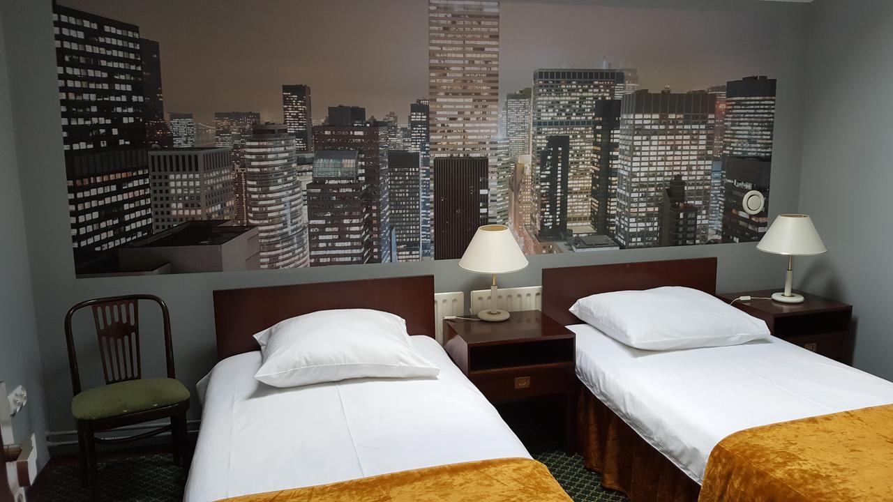 Hotel Restauracja Pustelnik Wisla Mala Екстериор снимка
