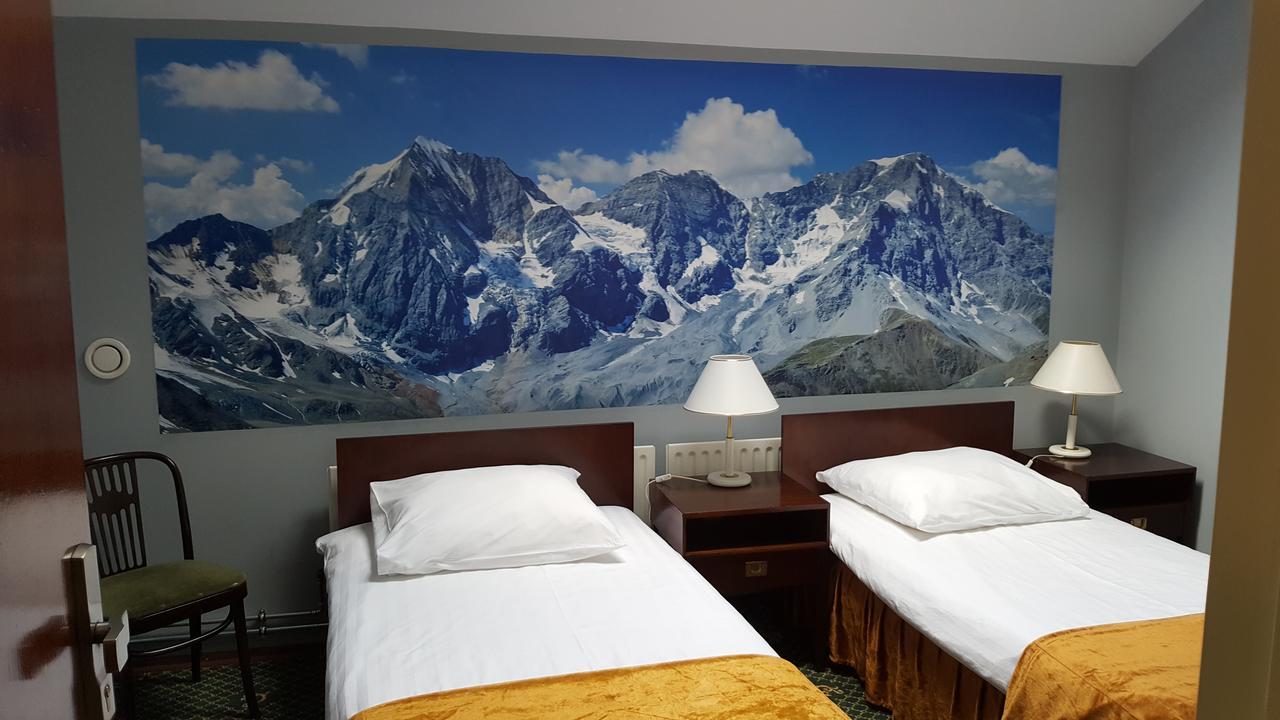 Hotel Restauracja Pustelnik Wisla Mala Екстериор снимка