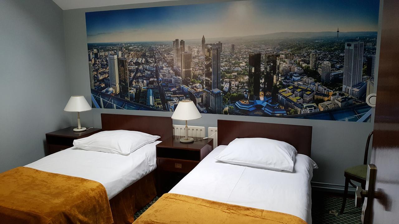 Hotel Restauracja Pustelnik Wisla Mala Екстериор снимка