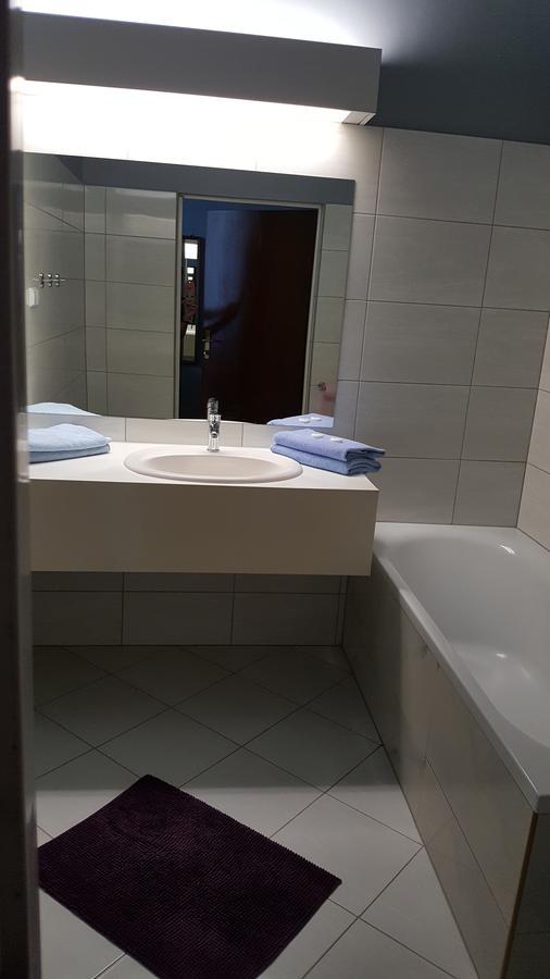 Hotel Restauracja Pustelnik Wisla Mala Екстериор снимка