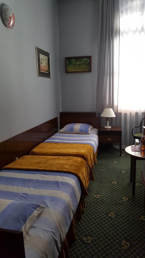 Hotel Restauracja Pustelnik Wisla Mala Екстериор снимка