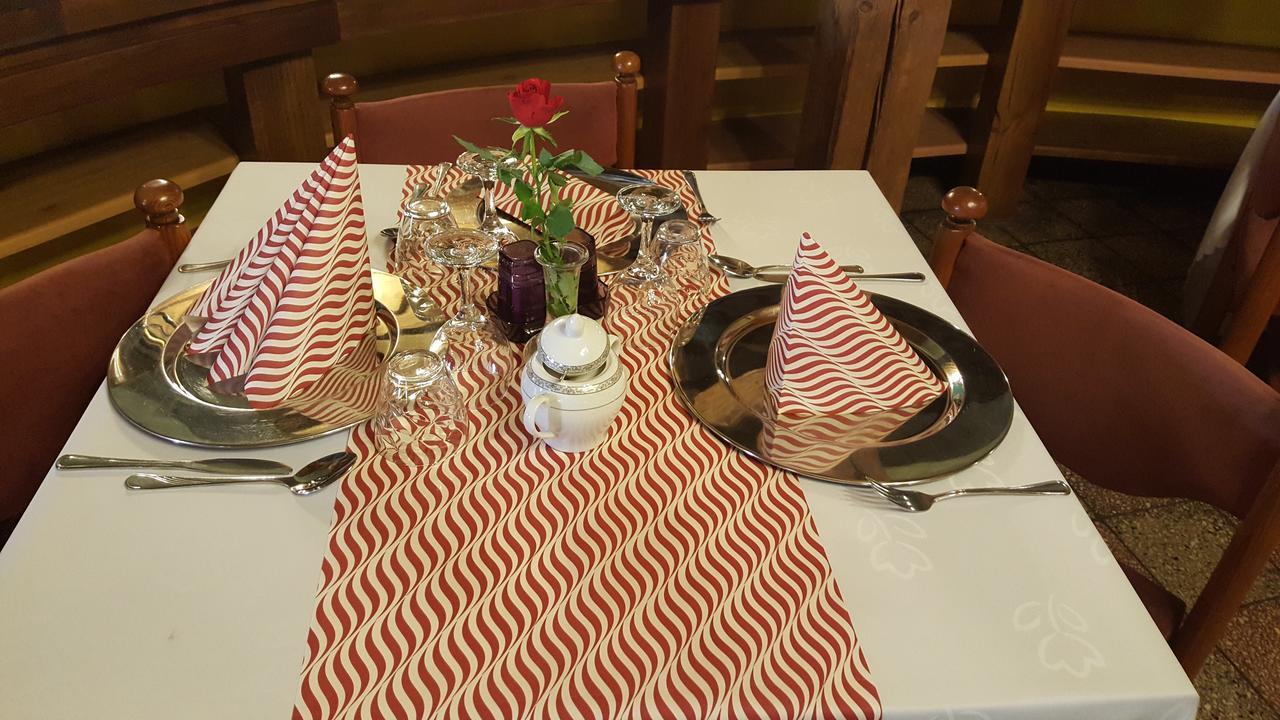 Hotel Restauracja Pustelnik Wisla Mala Екстериор снимка
